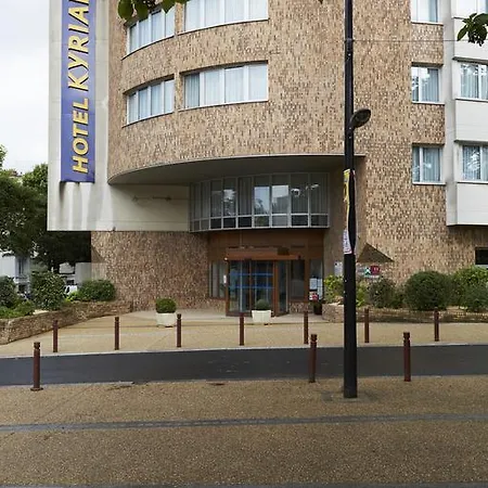 Hotel Kyriad Paris Sud - Cachan 3*