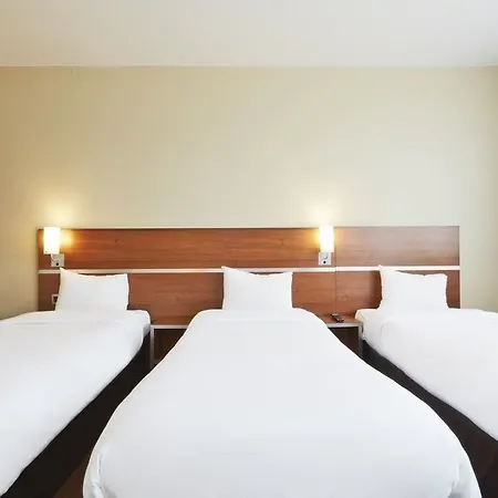 Otel Kyriad Paris Sud - Cachan