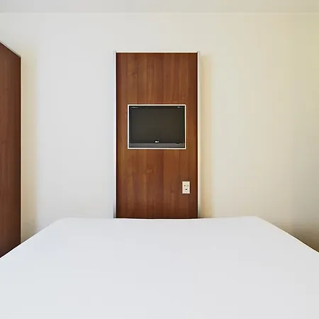Kyriad Paris Sud - Cachan Otel Arcueil