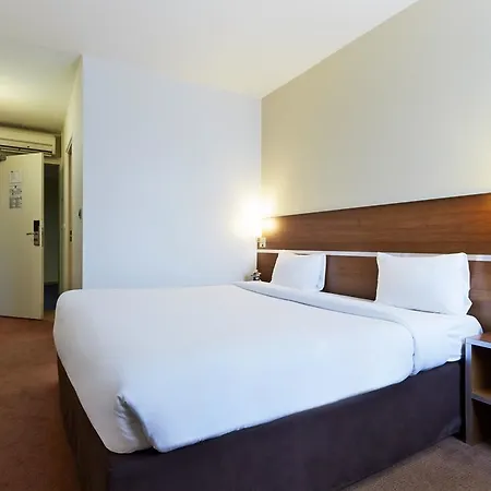 Otel Kyriad Paris Sud - Cachan Arcueil