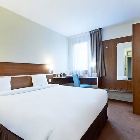 Kyriad Paris Sud - Cachan 3* Arcueil