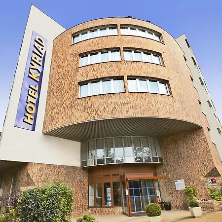 Otel Kyriad Paris Sud - Cachan