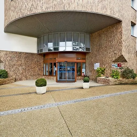 Kyriad Paris Sud - Cachan Otel Arcueil