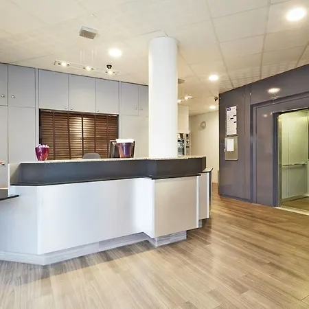 Kyriad Paris Sud - Cachan Otel 3*