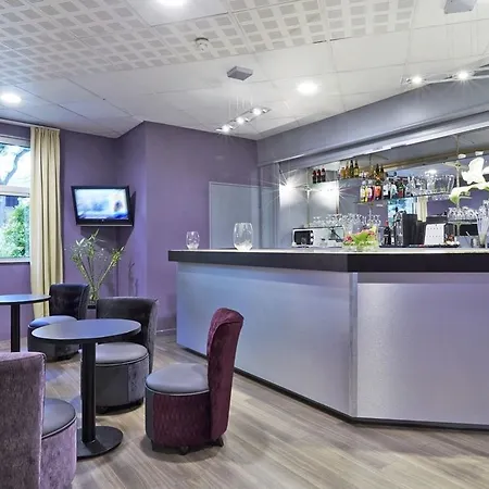 Kyriad Paris Sud - Cachan Otel