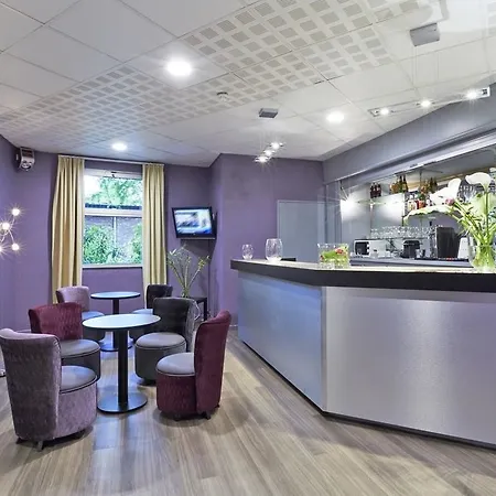Otel Kyriad Paris Sud - Cachan 3*