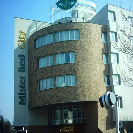 Otel Kyriad Paris Sud - Cachan Arcueil