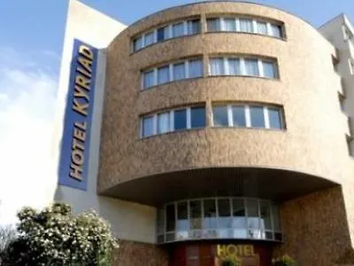 Otel Kyriad Paris Sud - Cachan Arcueil