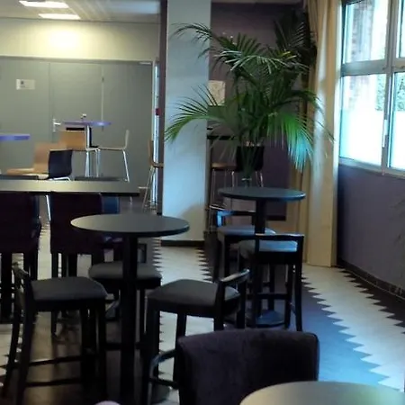 Kyriad Paris Sud - Cachan Otel Arcueil