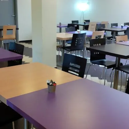 Otel Kyriad Paris Sud - Cachan Arcueil