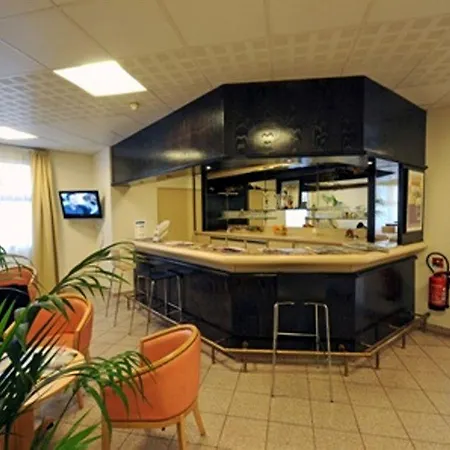 Otel Kyriad Paris Sud - Cachan Arcueil